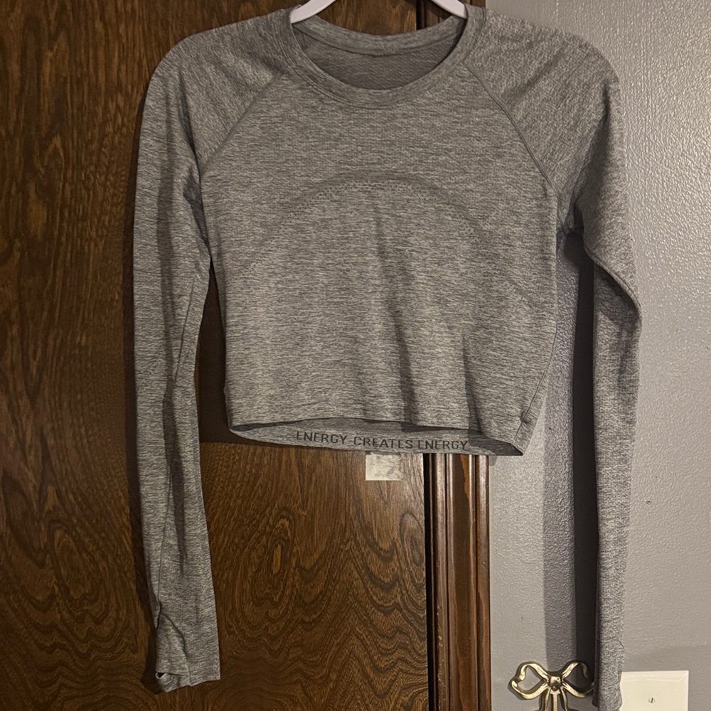 lululemon athletica Heather Gray Long Sleeve Crop Top